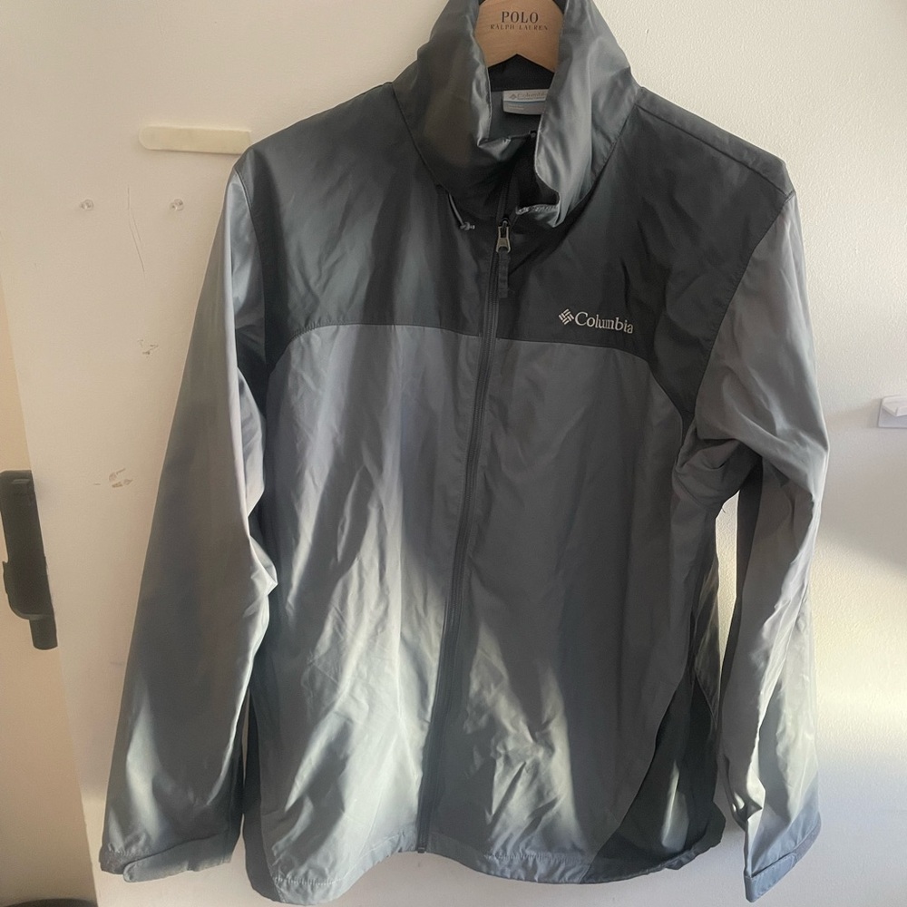 Columbia Light Jacket